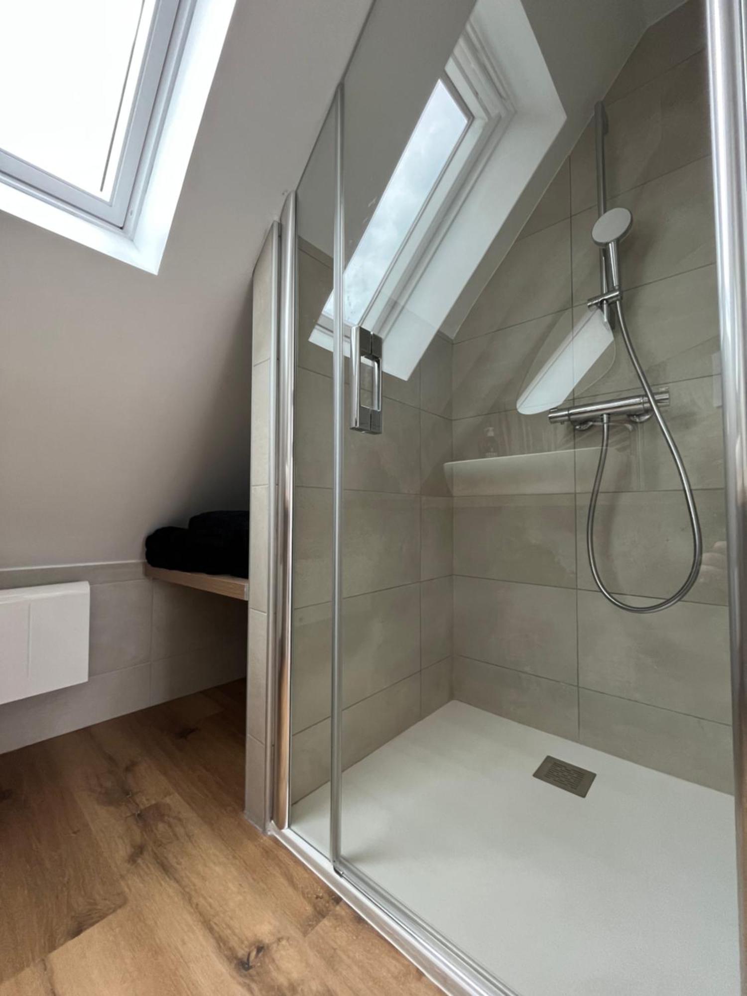 Maison De Charme Avec Jacuzzi - Bretagne / Ile De Batz Exterior photo